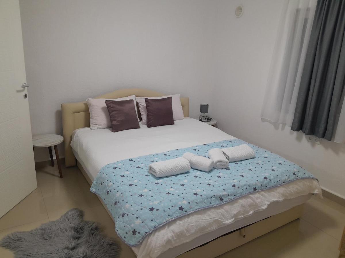 Apartmani Bet Gradacac 1 Maj Broj 24 Dış mekan fotoğraf
